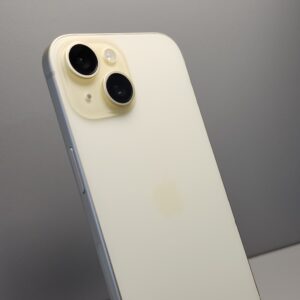 Usado iPhone 15 128GB